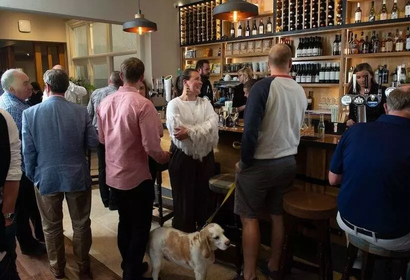 Hotelli The Allan Park