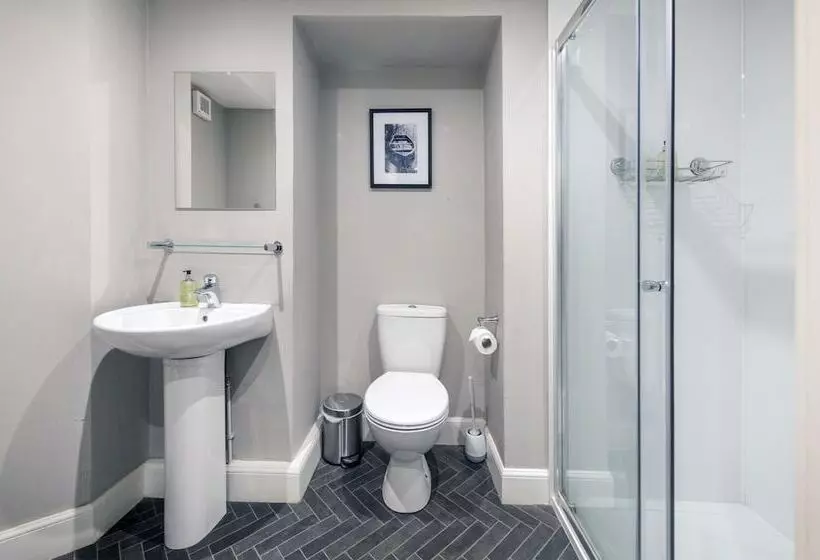 Hotelli The Allan Park