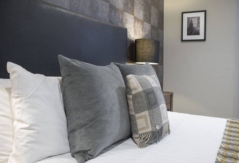 هتل The Allan Park