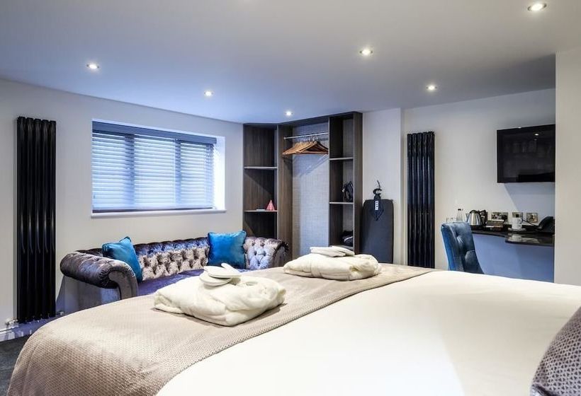 Отель The Country Park