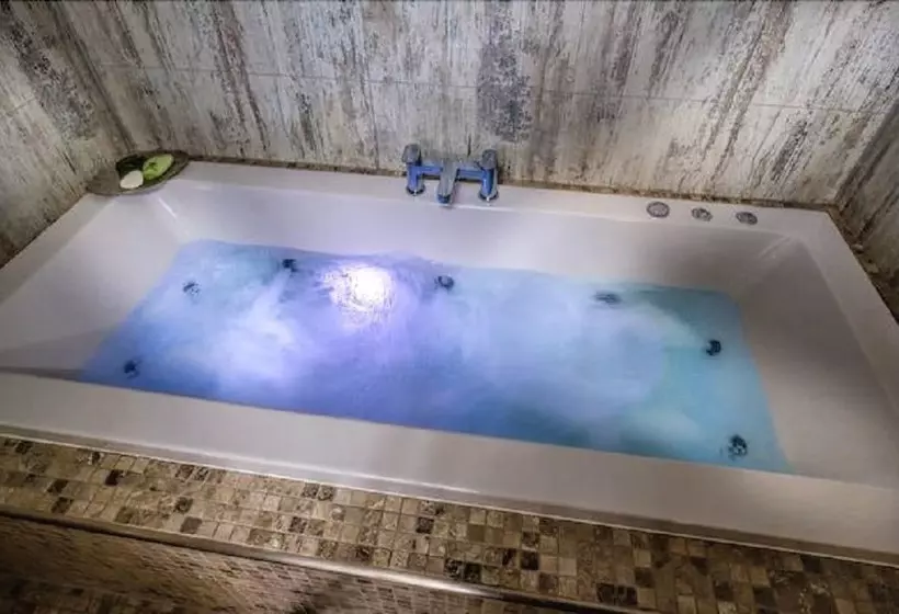 Hotelli The Country Park