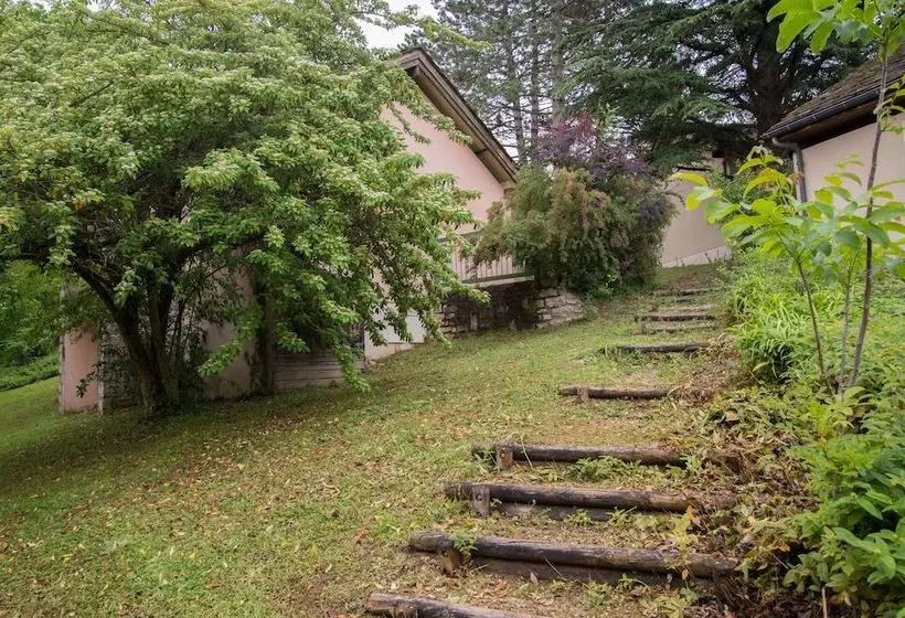 هتل Village De Vacances De La Canourgue