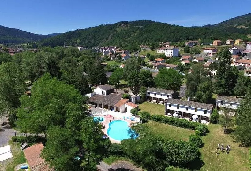 Hotelli Vvf Les Gorges De L Allier, Lavoûte Chilhac