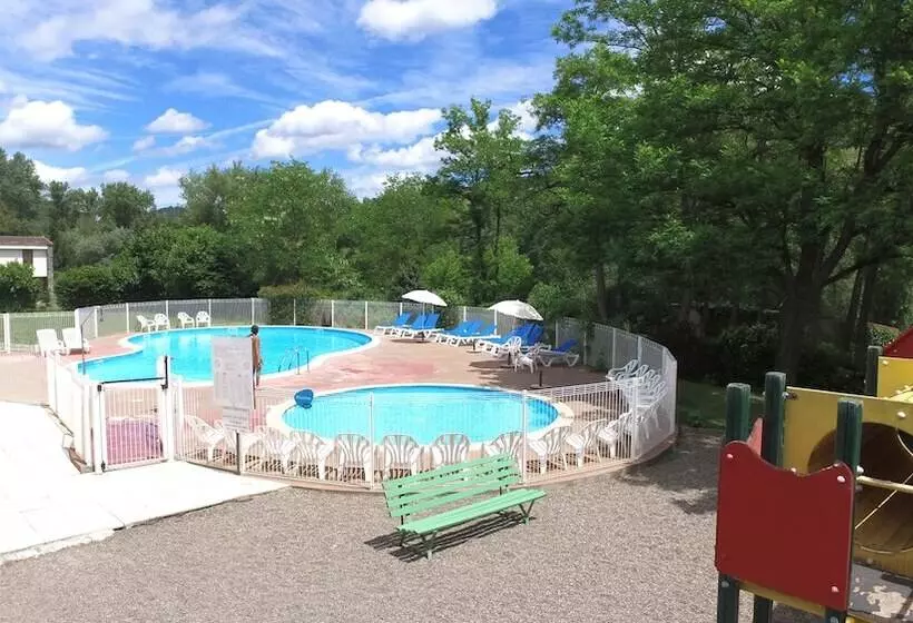 Hotelli Vvf Les Gorges De L Allier, Lavoûte Chilhac