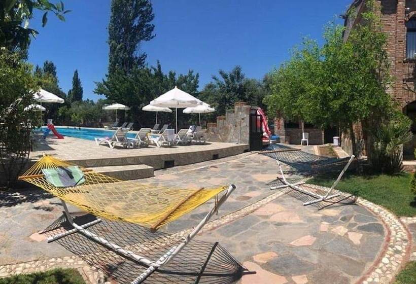 Manastirhan Thyke Butik Otel