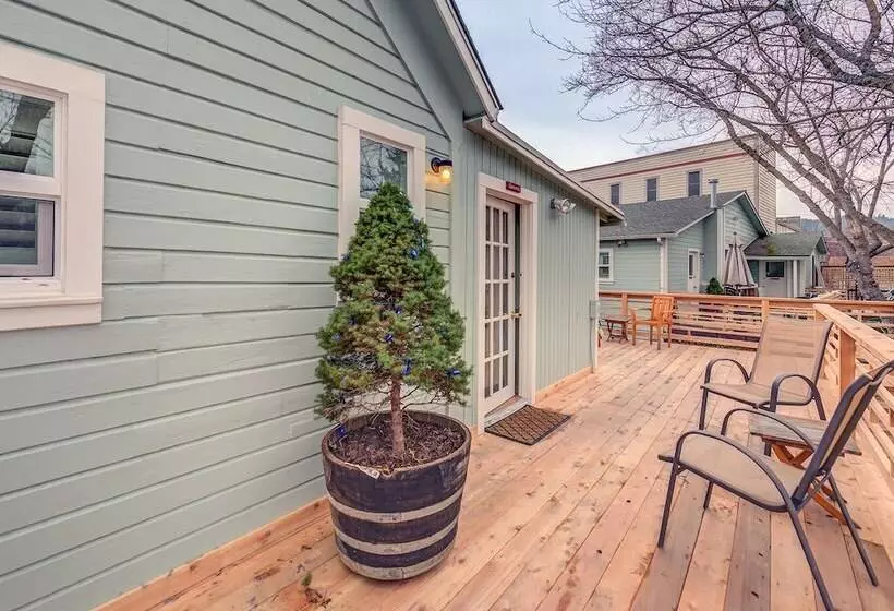 Majatalo Carlisle Garden Suites