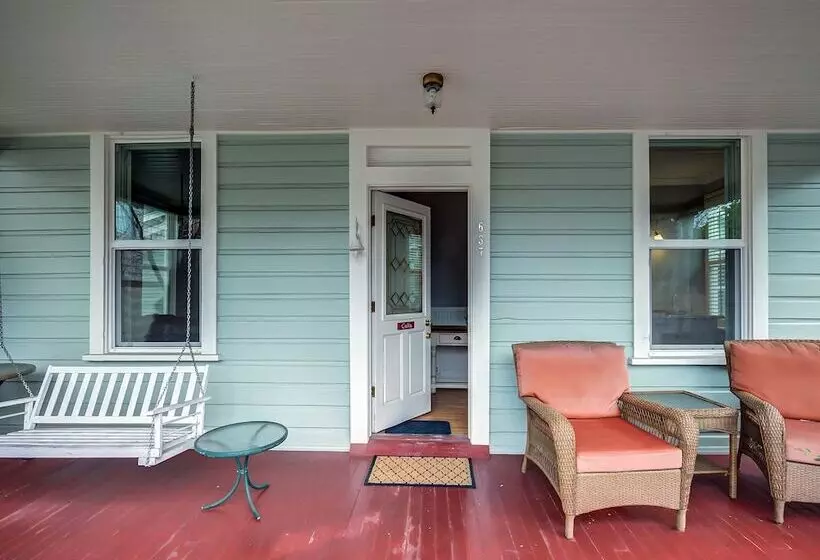 Majatalo Carlisle Garden Suites