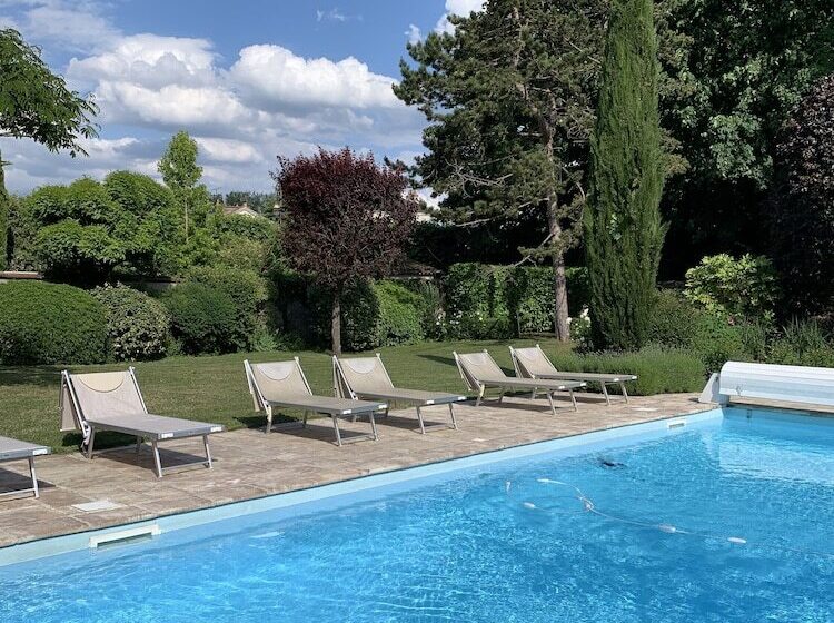 ペンション Maison D Hôtes Joussaume Latour