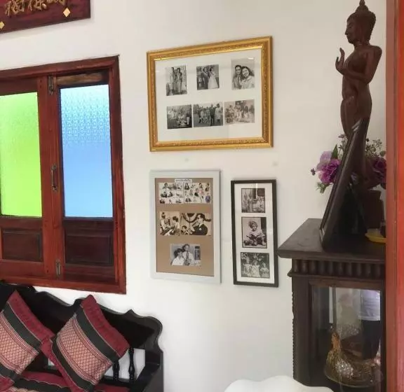 پانسیون Phiphu Art And Gallery Boutique Sukhothai