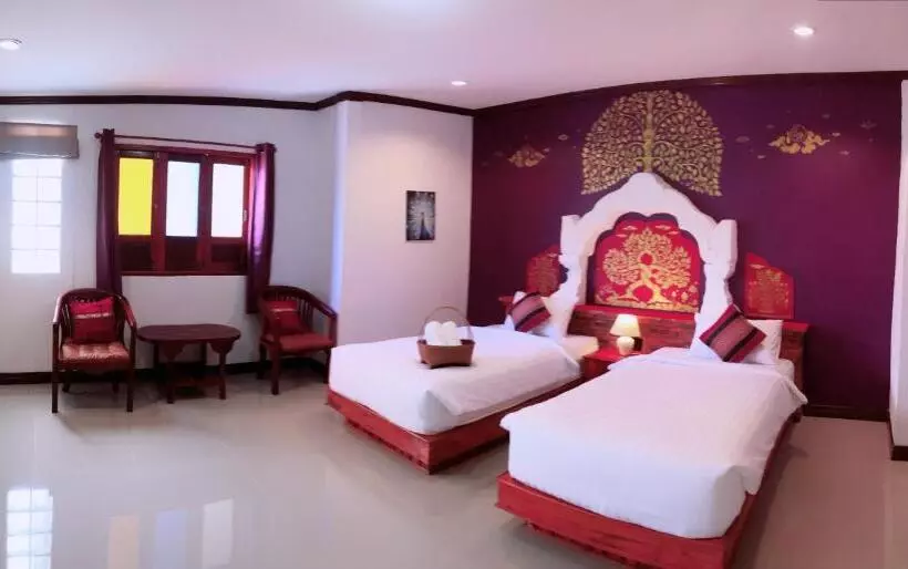 پانسیون Phiphu Art And Gallery Boutique Sukhothai