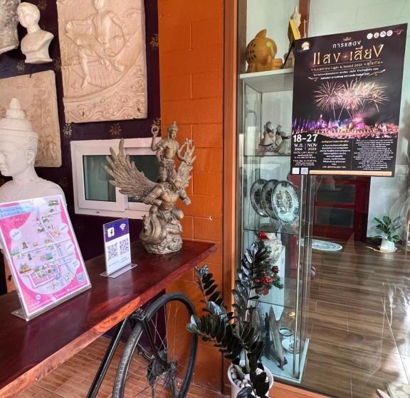 Пансион Phiphu Art And Gallery Boutique Sukhothai