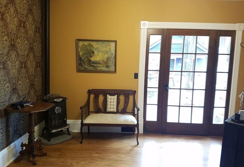 The Marie Bed And Breakfast