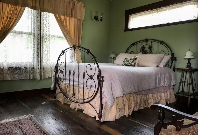 The Marie Bed And Breakfast
