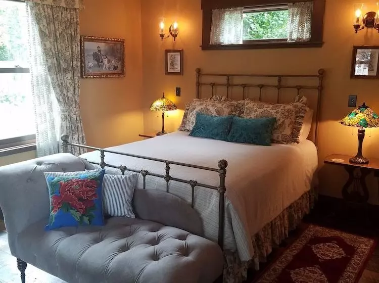 The Marie Bed And Breakfast