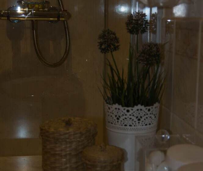 مبيت وإفطار Davar