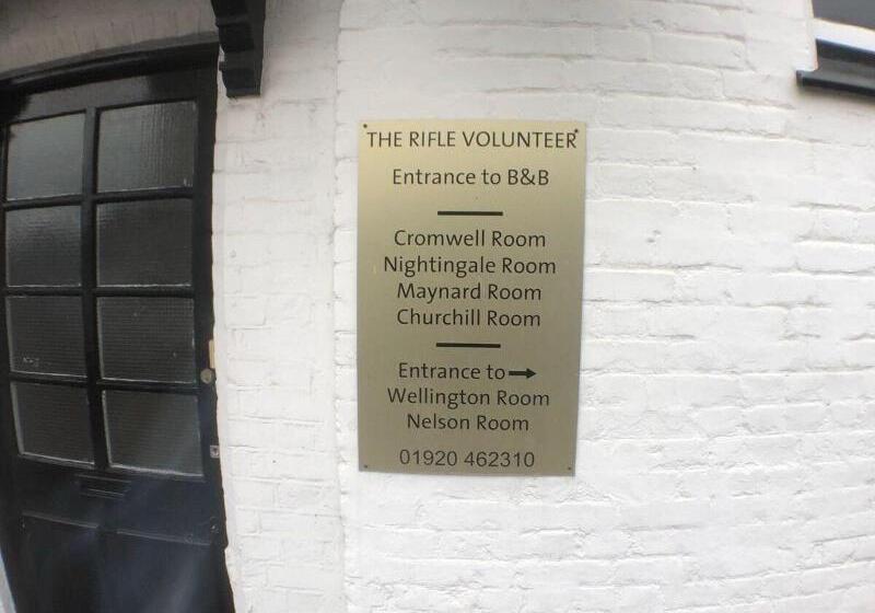 مبيت وإفطار The Rifle Volunteer