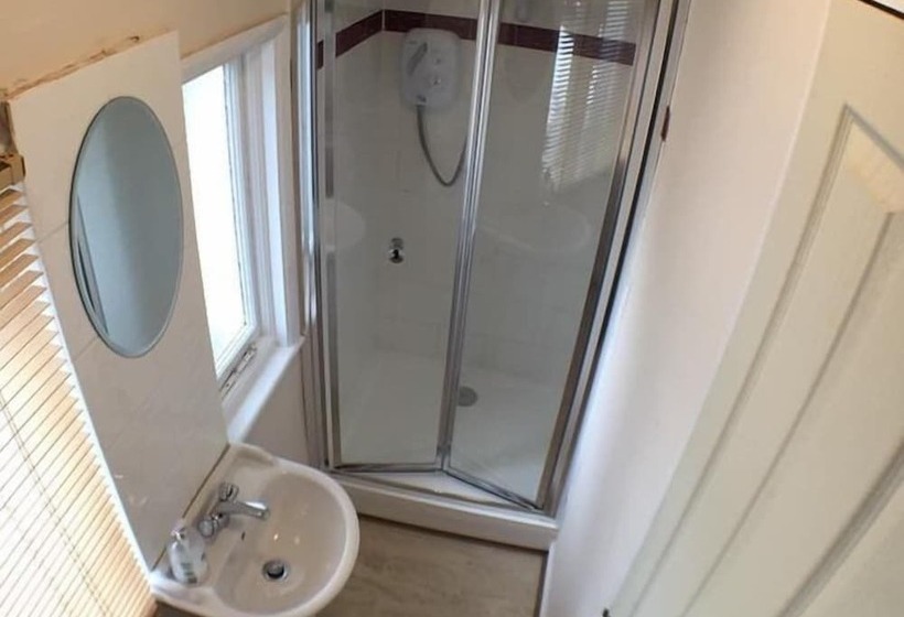 مبيت وإفطار The Rifle Volunteer