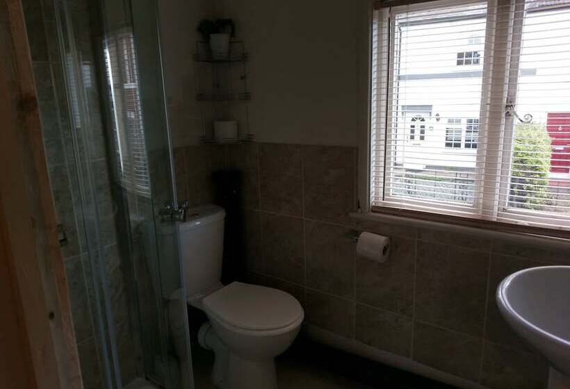 مبيت وإفطار The Rifle Volunteer