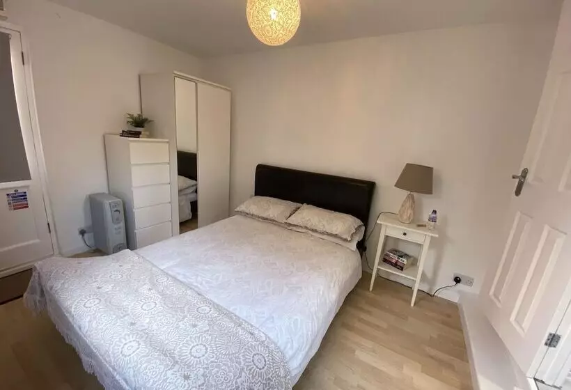 Aamiaismajoitus (B&B) The Rose Cottage Inn