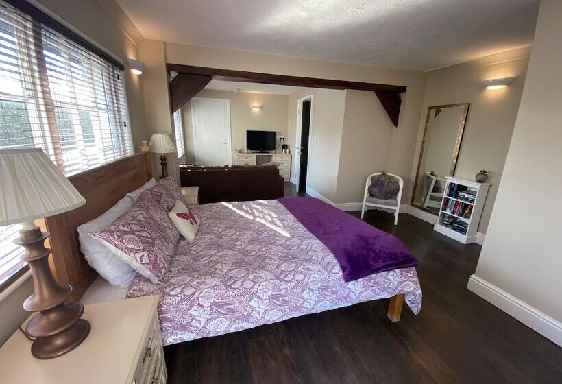 住宿加早餐  The Rose Cottage Inn