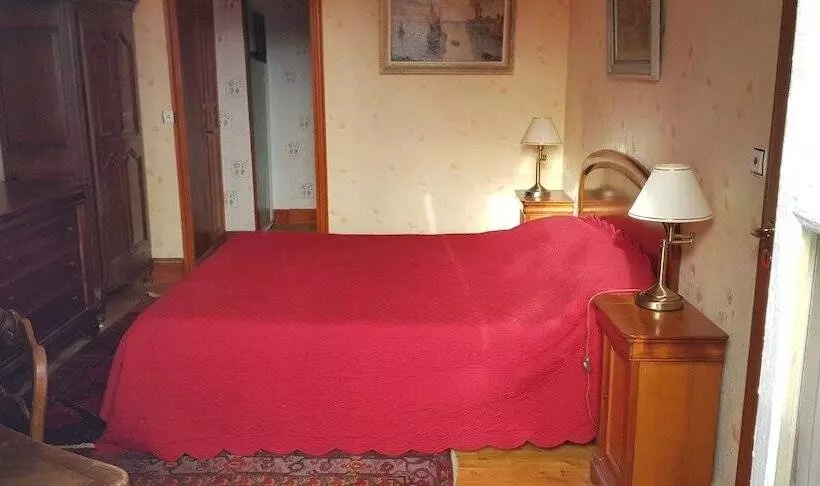 ホテル Hôtel Louise De La Vallière