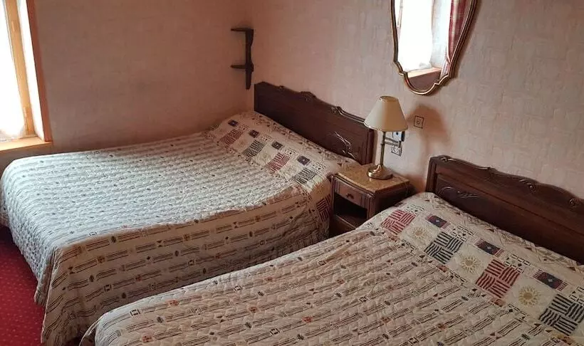 ホテル Hôtel Louise De La Vallière