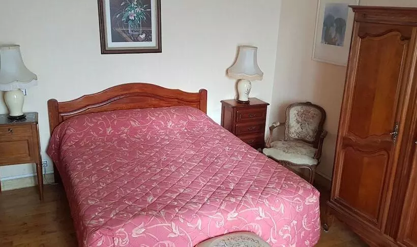 ホテル Hôtel Louise De La Vallière