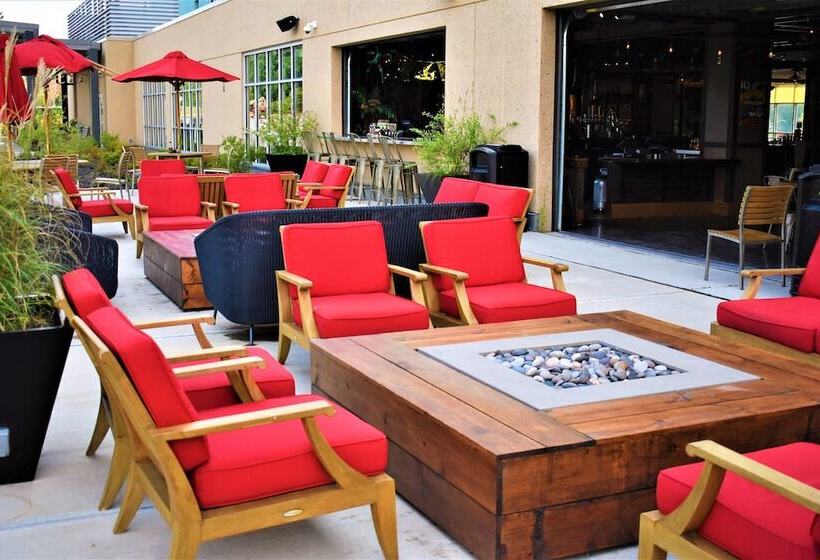 בית מלון כפרי The Alder At Resorts World Catskills