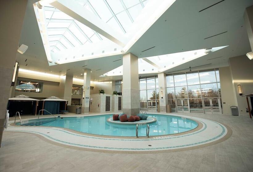 בית מלון כפרי The Alder At Resorts World Catskills