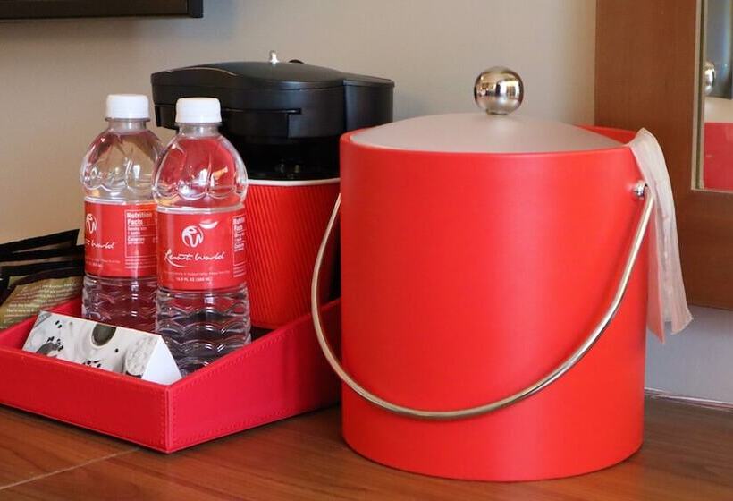 בית מלון כפרי The Alder At Resorts World Catskills