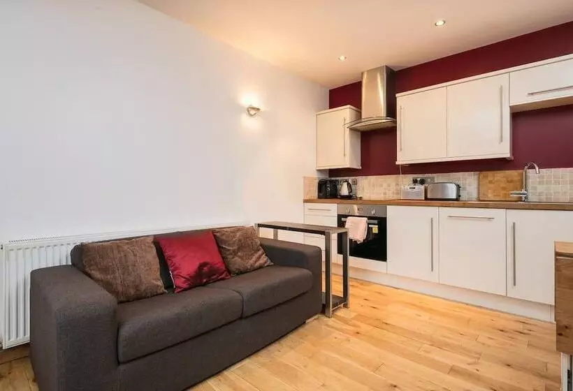 Hotelli The Old Vicarage Lodge