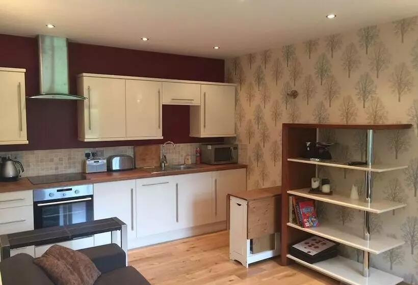 Hotelli The Old Vicarage Lodge