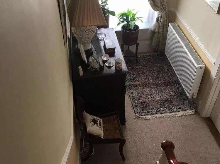 Majatalo Gladstone Guesthouse