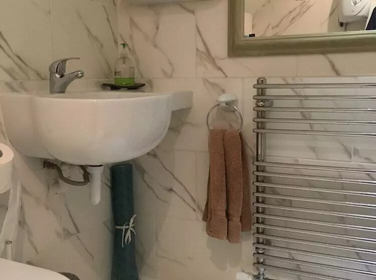 Majatalo Gladstone Guesthouse