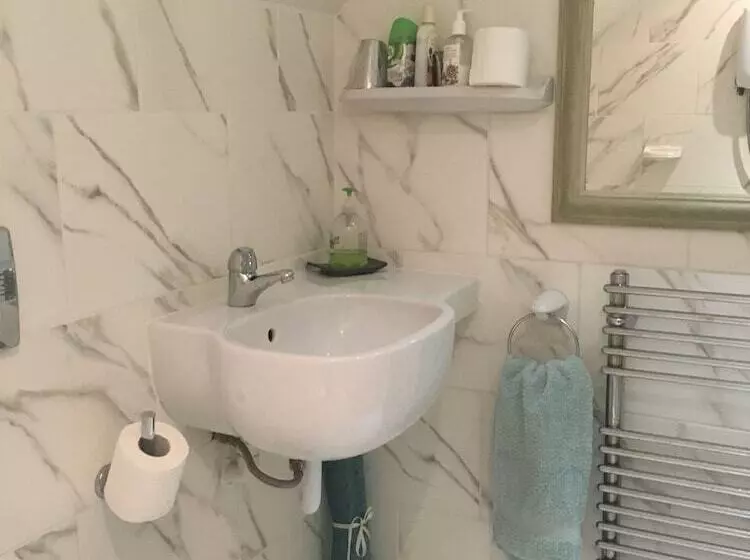 Majatalo Gladstone Guesthouse