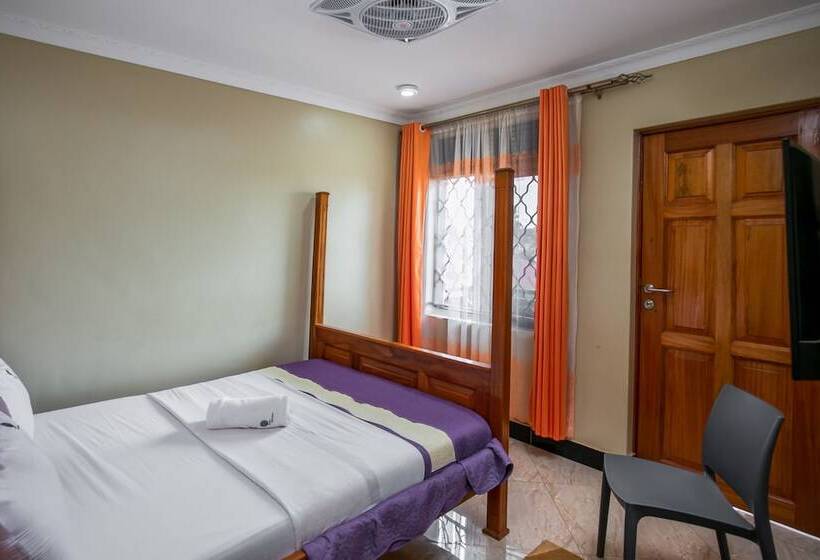 پانسیون Palm Gardens And Guest House