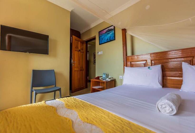 پانسیون Palm Gardens And Guest House