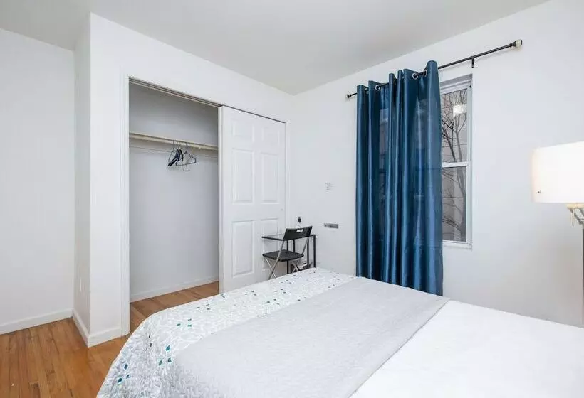 Majatalo Racpanos Modern Stay On Forrest Street