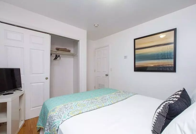 Majatalo Racpanos Modern Stay On Forrest Street