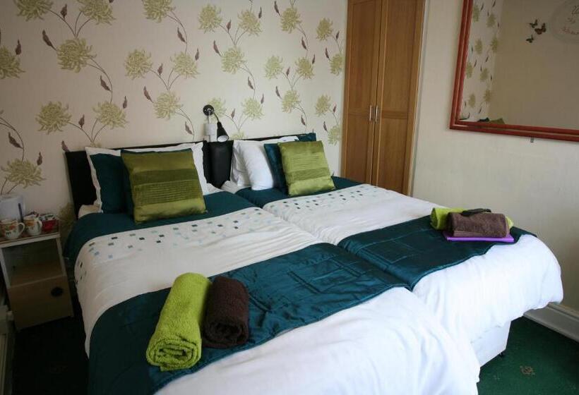 Pensionat St Hilda Guest House