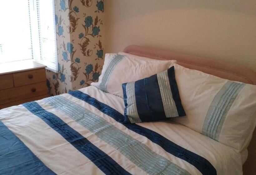 Pensionat St Hilda Guest House