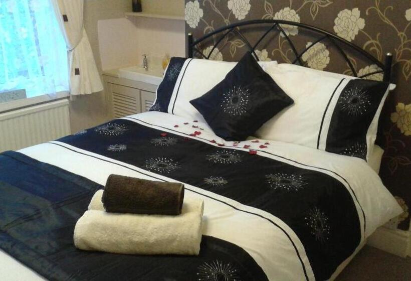 Pensionat St Hilda Guest House