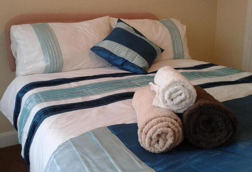 Pensionat St Hilda Guest House