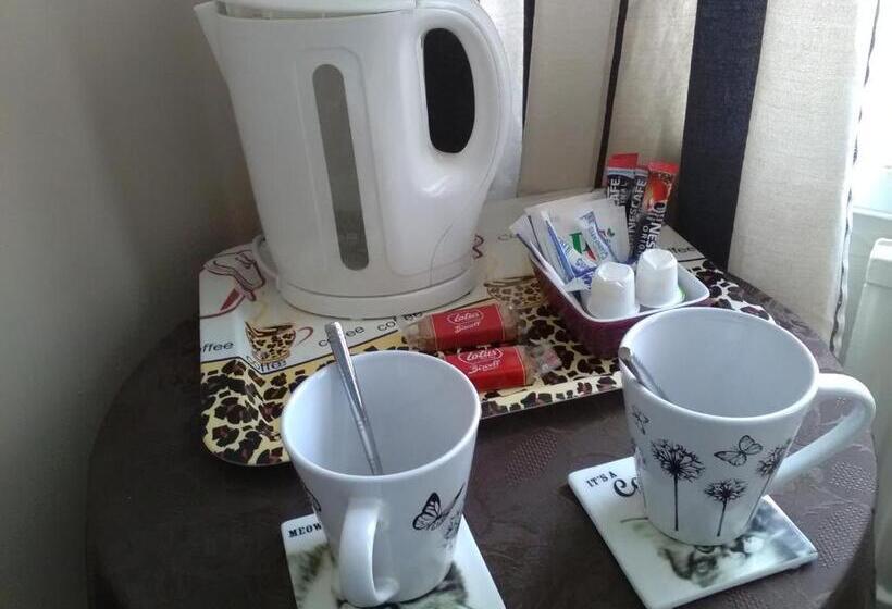 Pensionat St Hilda Guest House