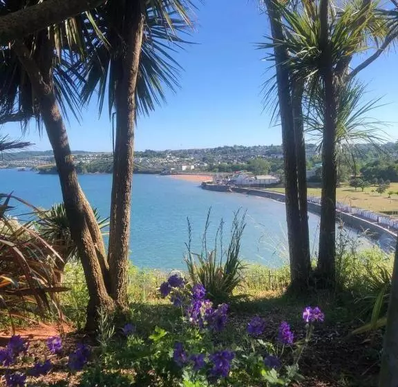 Pension Tor Dean Guest House