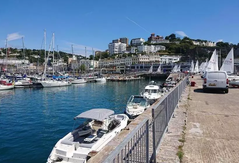 Pension Tor Dean Guest House