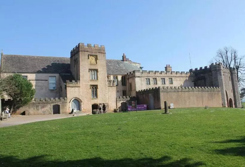 Pension Tor Dean Guest House