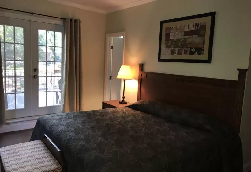 Resort Soyuzivka Heritage Center