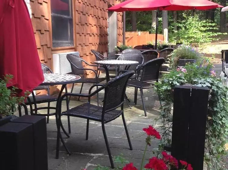 Resort Soyuzivka Heritage Center