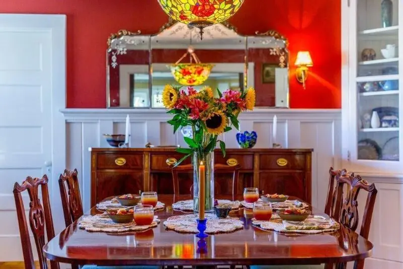 The Red Door B&b